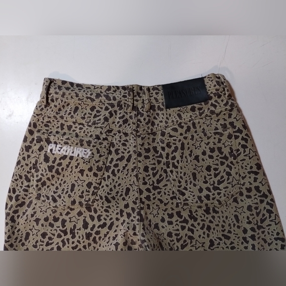 Pleasures  Wisdom Leopard Print Skull Pants Men's Size 30 . - Picture 3 of 8
